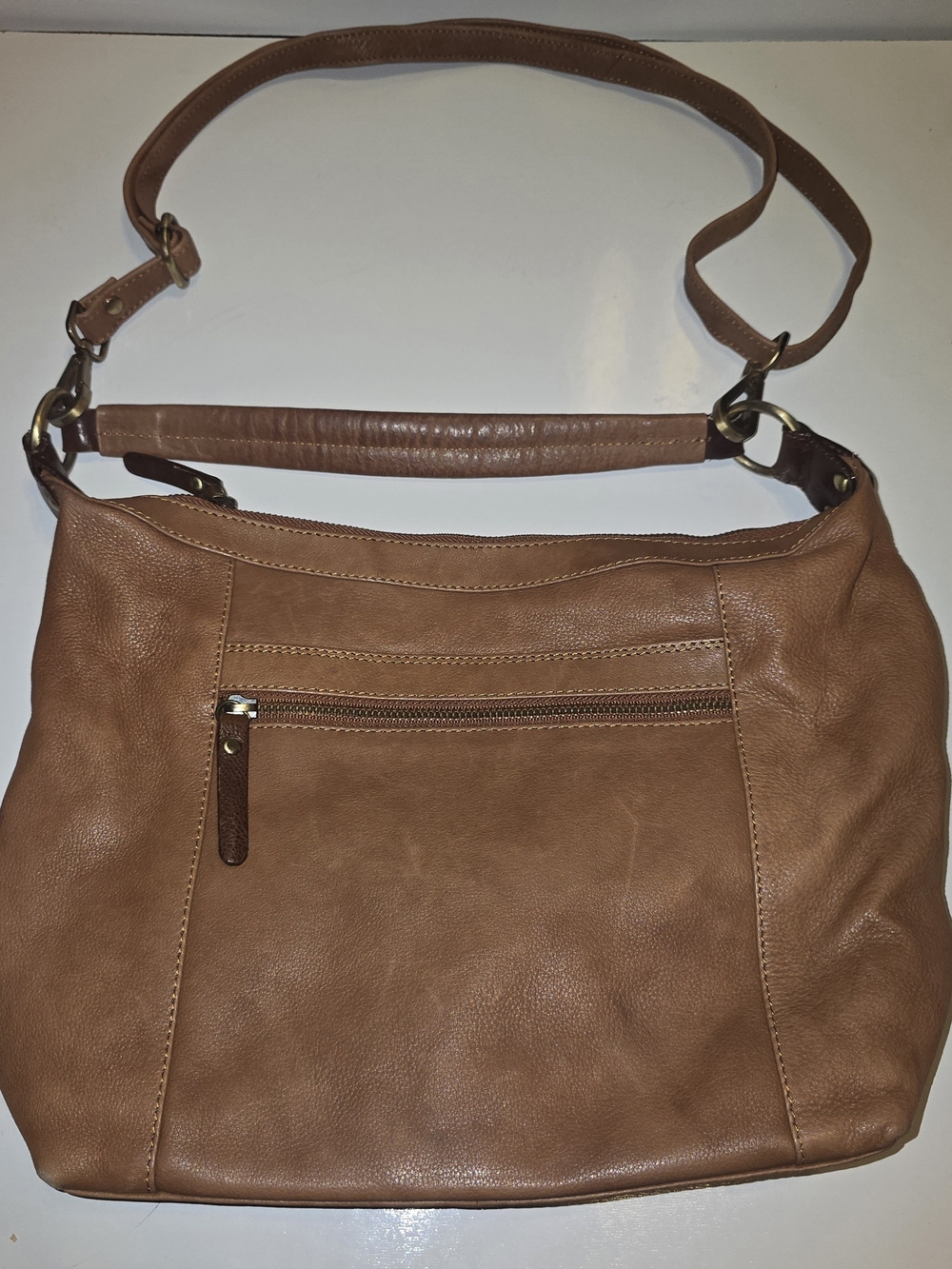 Vera Pelle Classic Tan Leather Shoulder Bag - Versatile Everyday Carry
